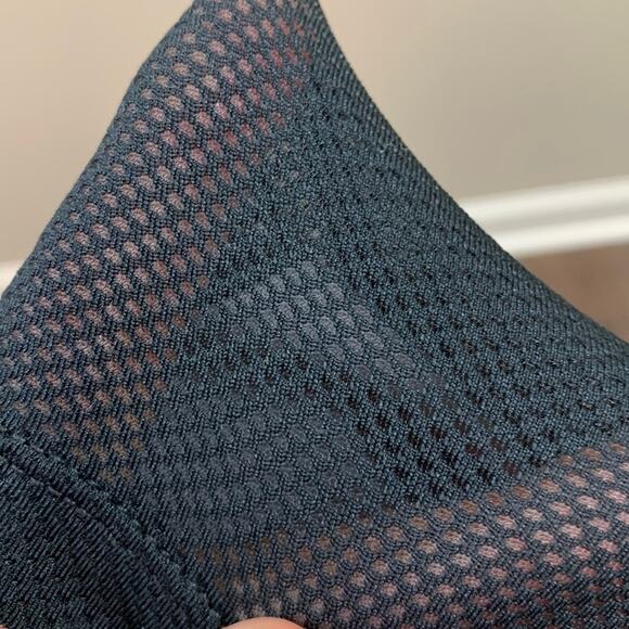 Nike Dri-Fit Black/White Patterned Crop Leggings - Picture 6 of 7